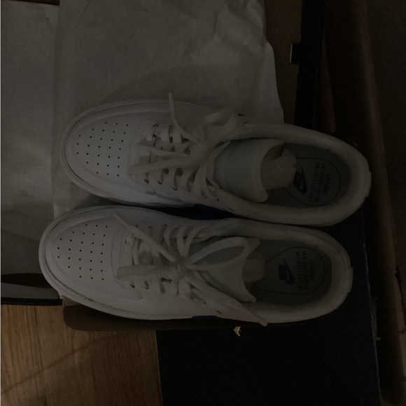 Women’s Tennis - Picture 4 of 4